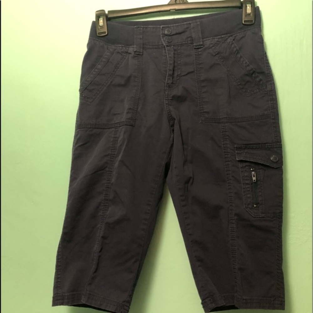 Lee easy fit size 4 petite Knee length shorts